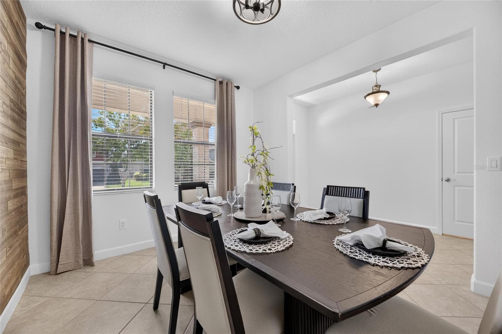 Single Family Residence at 11010 PURPLE MARTIN BLVD, RIVERVIEW, photo 13 of 98