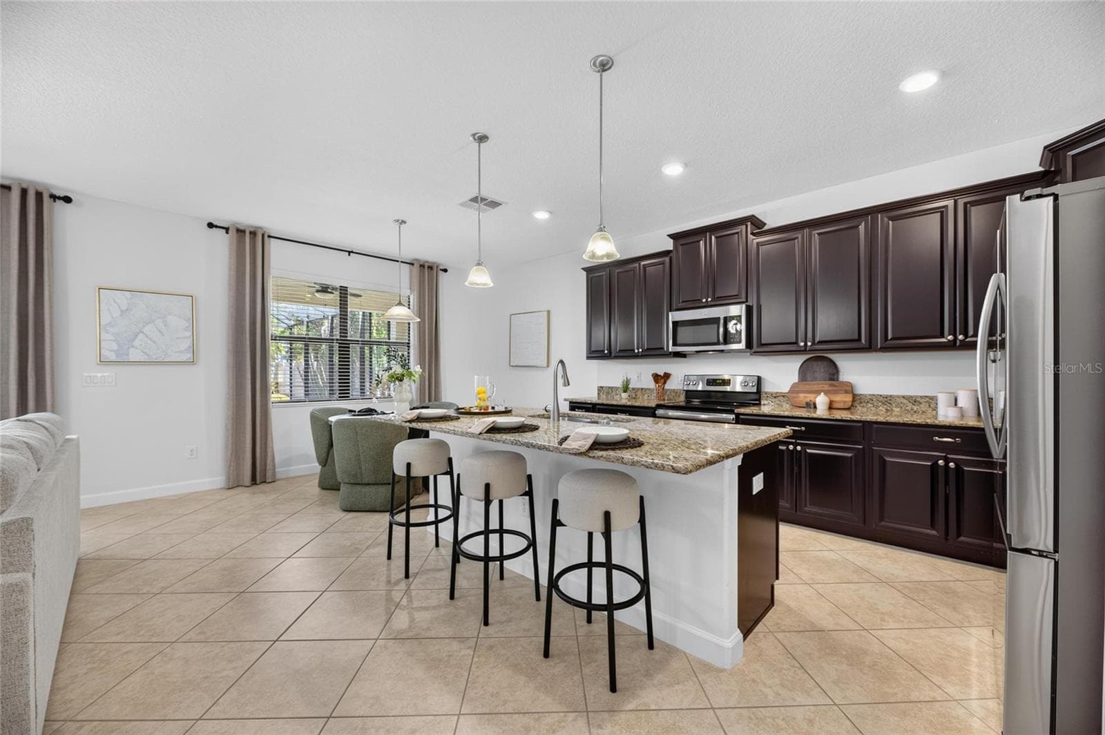 Single Family Residence at 11010 PURPLE MARTIN BLVD, RIVERVIEW, photo 17 of 98