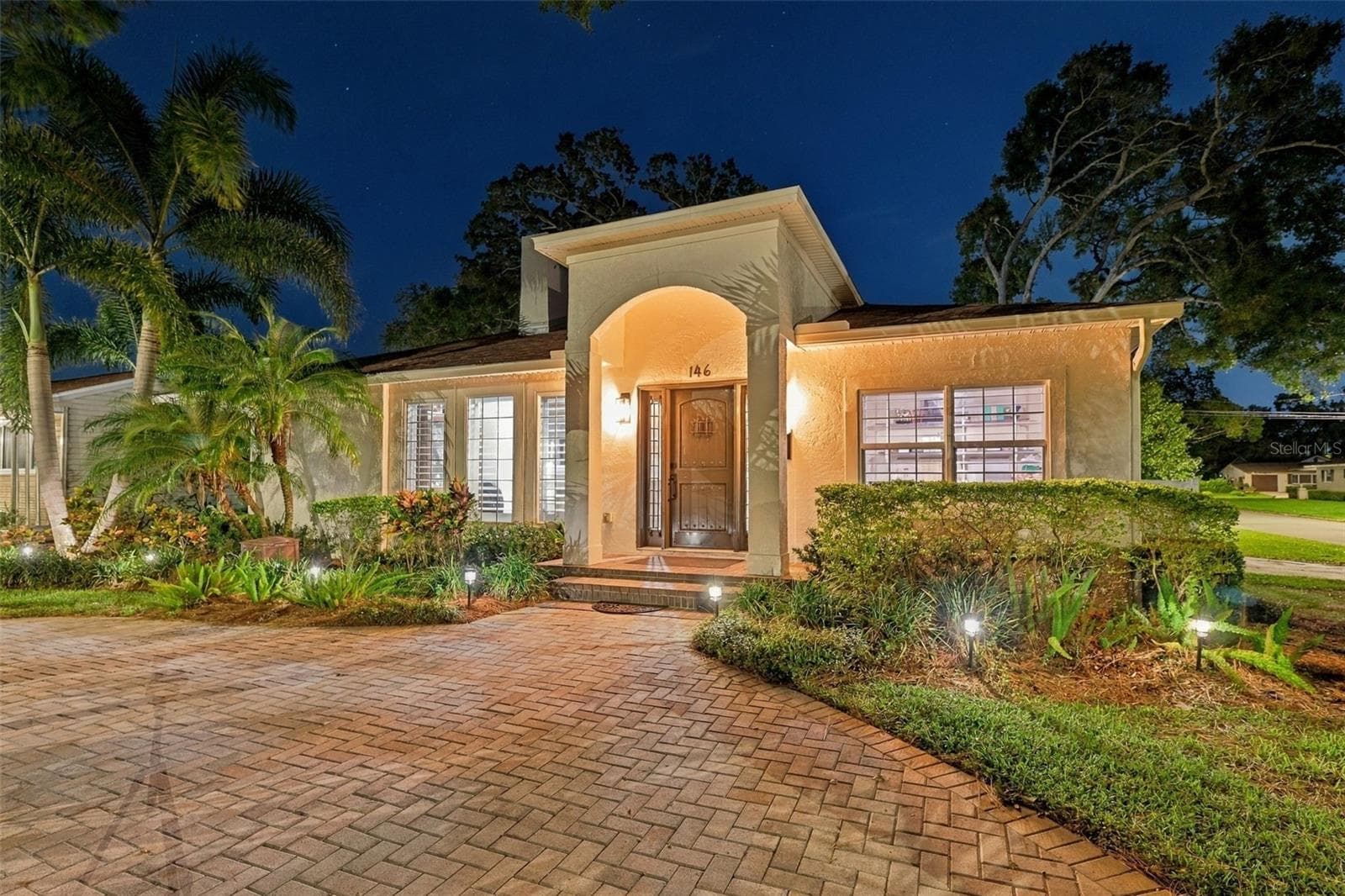 Single Family Residence at 146 33RD AVE N, ST PETERSBURG, photo 3 of 37