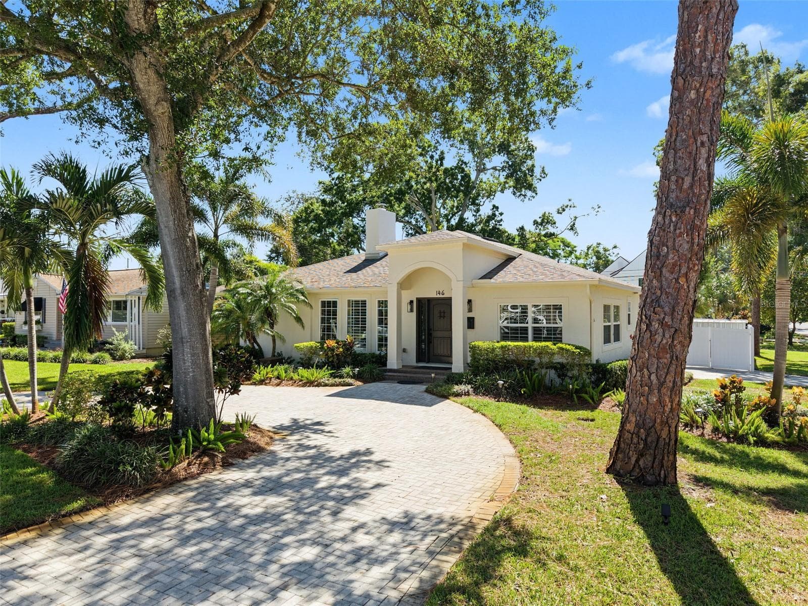 Single Family Residence at 146 33RD AVE N, ST PETERSBURG, photo 5 of 37