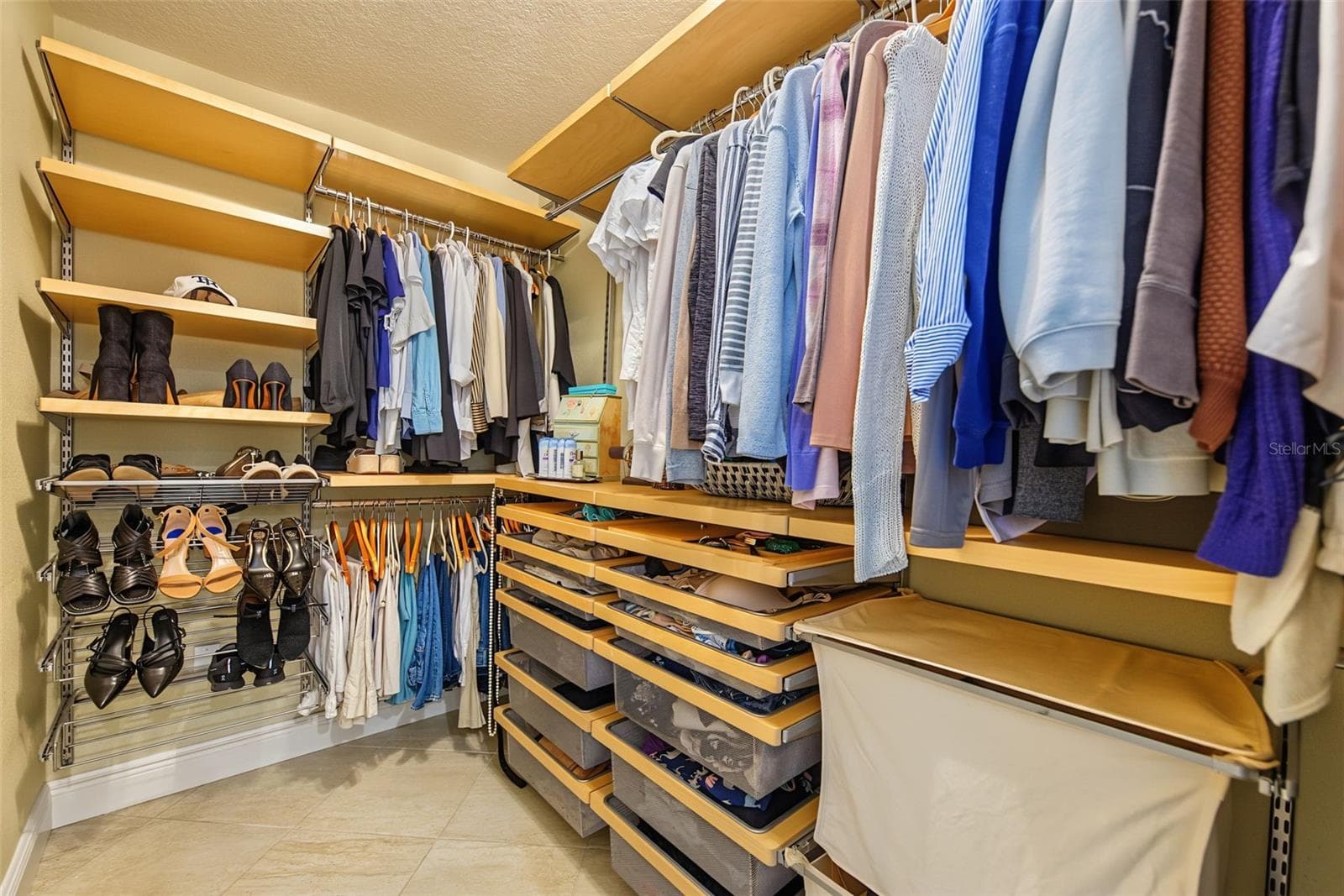 Walk in closet - 146 33RD AVE N, ST PETERSBURG