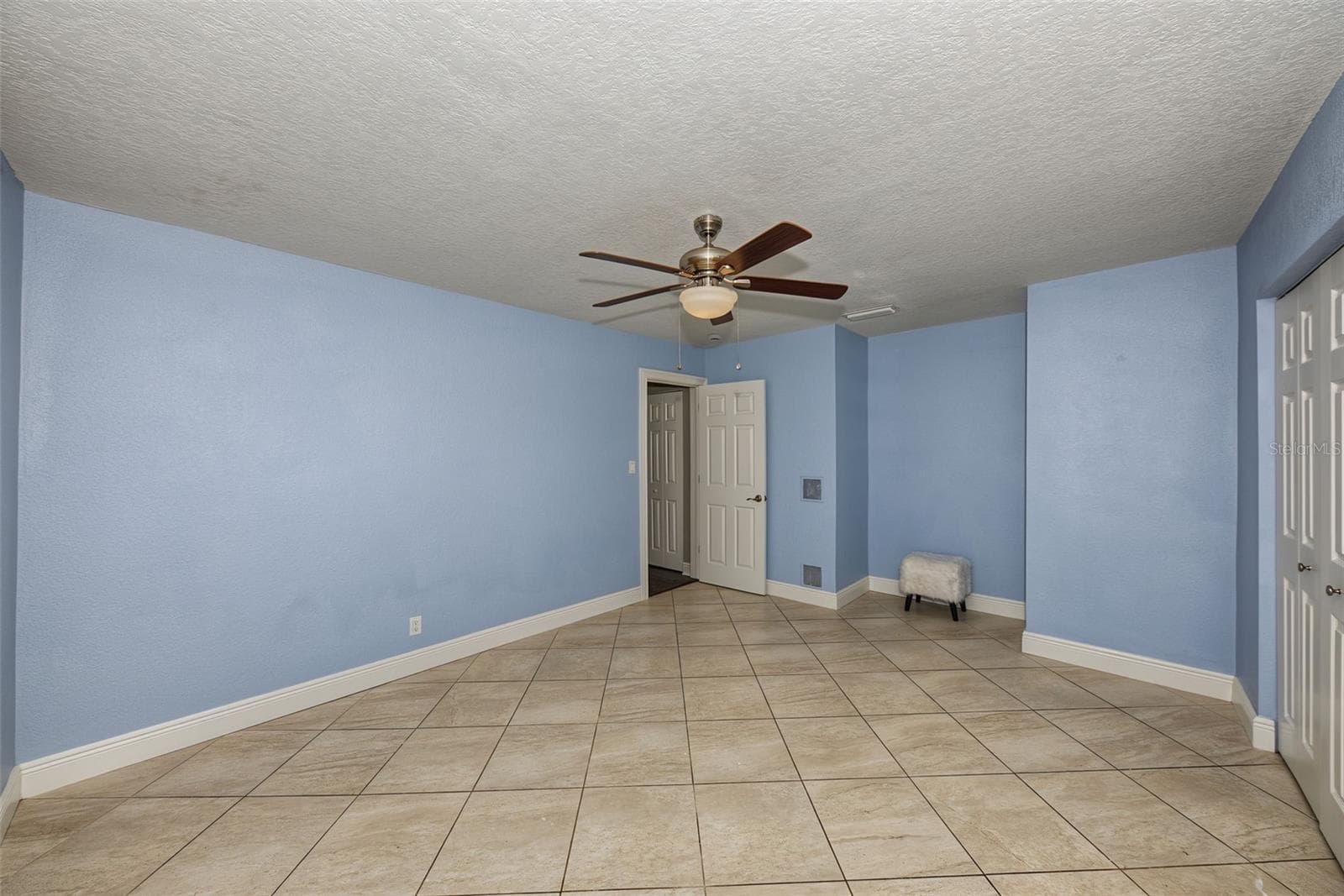 Single Family Residence at 146 33RD AVE N, ST PETERSBURG, photo 24 of 37