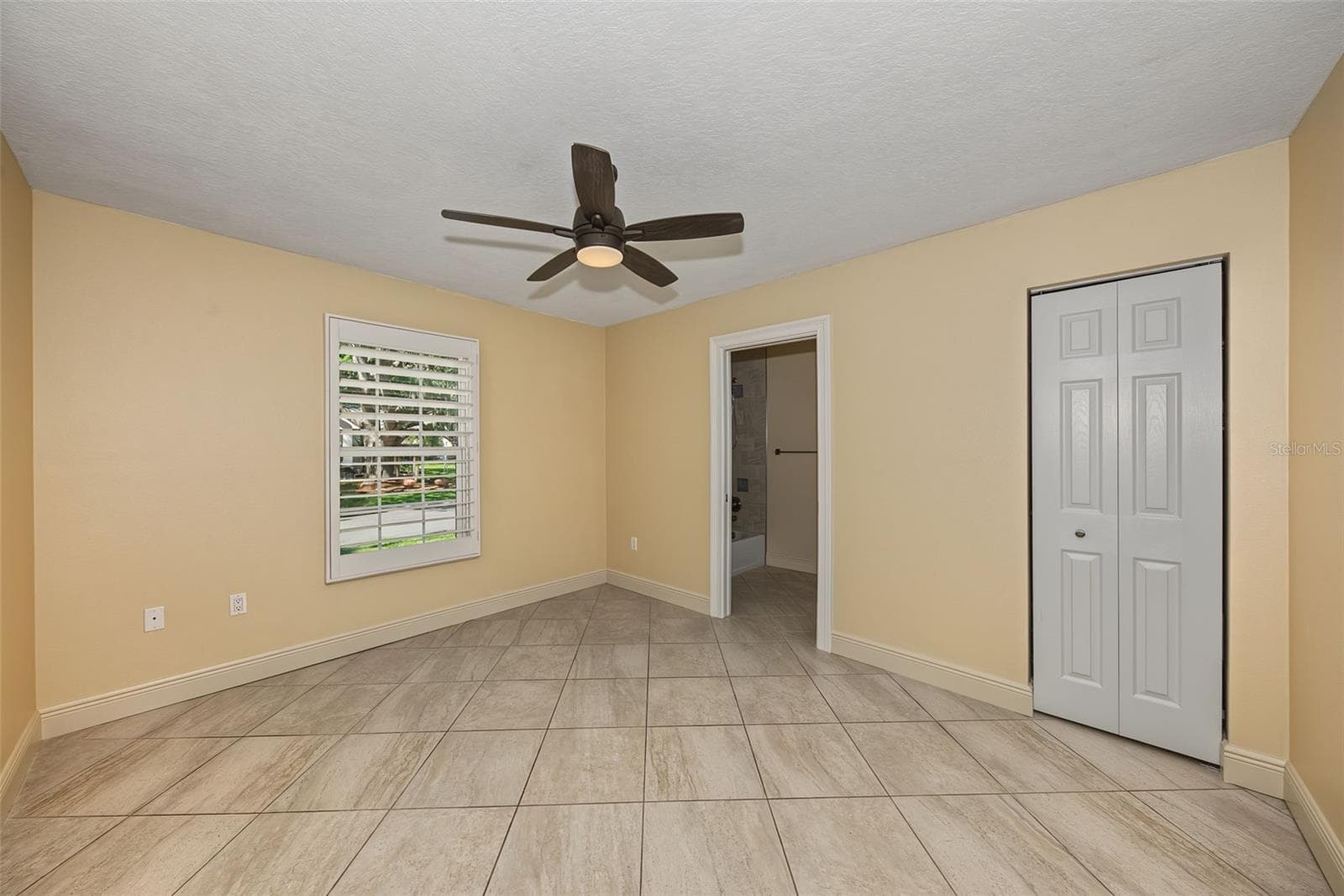 Third Bedroom with en suite bathroom - 146 33RD AVE N, ST PETERSBURG