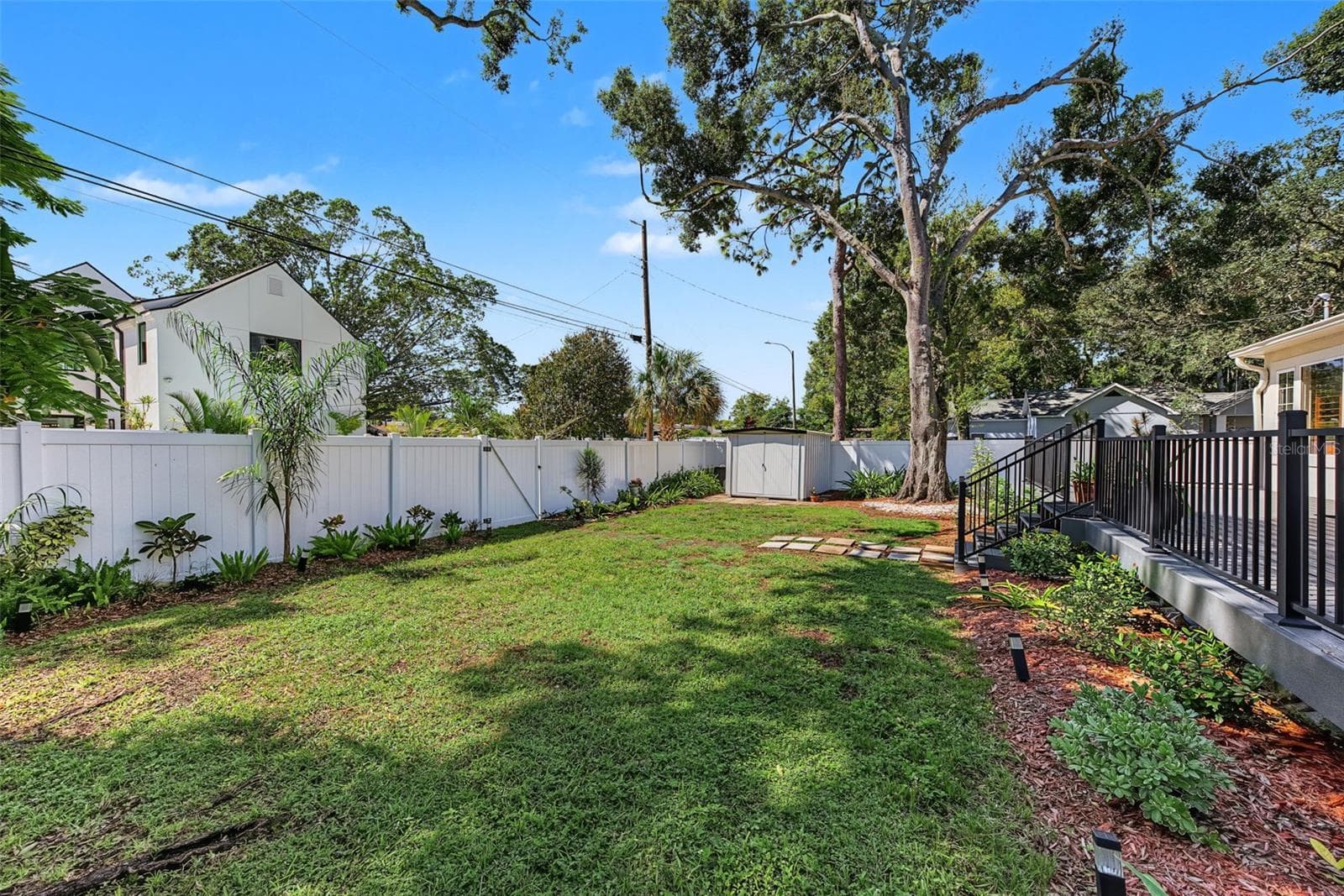 Single Family Residence at 146 33RD AVE N, ST PETERSBURG, photo 33 of 37