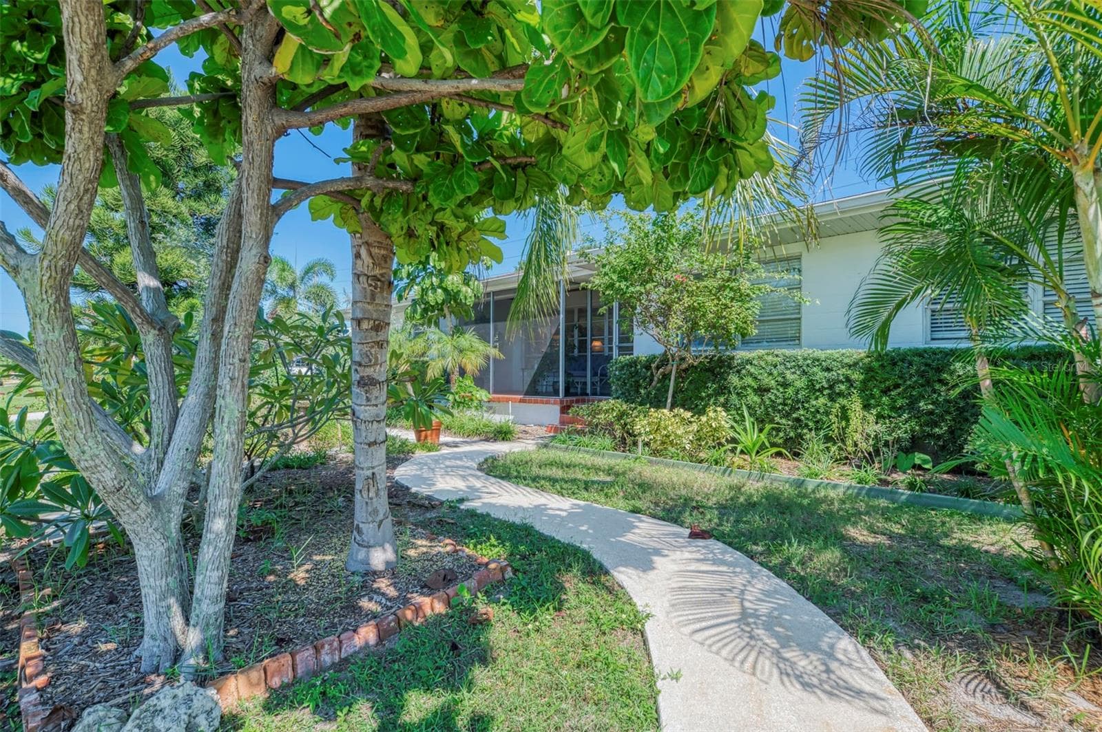 Single Family Residence at 211 46TH ST W, BRADENTON, photo 3 of 46