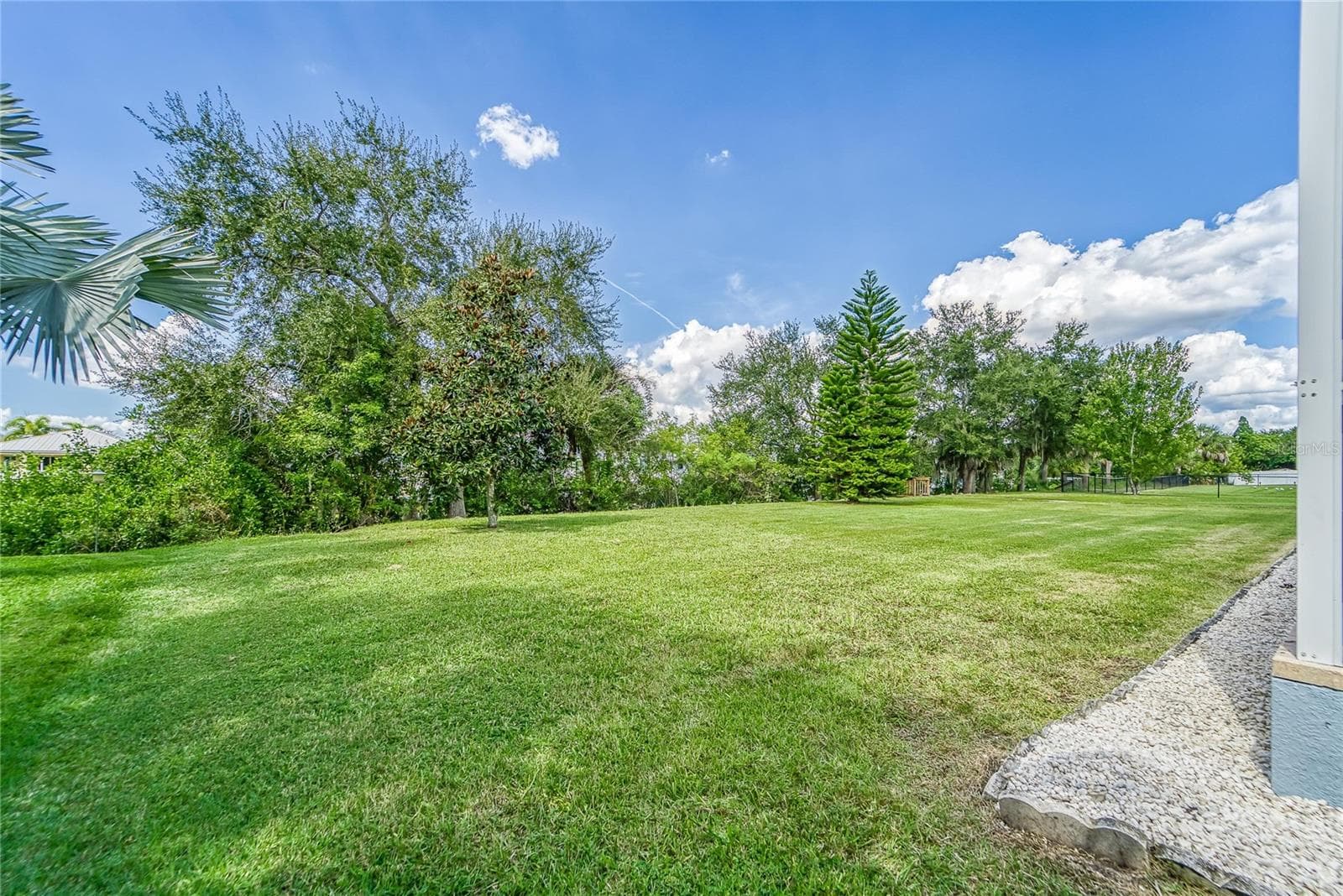 BACKYARD - 416 ISLAND CAY WAY, APOLLO BEACH