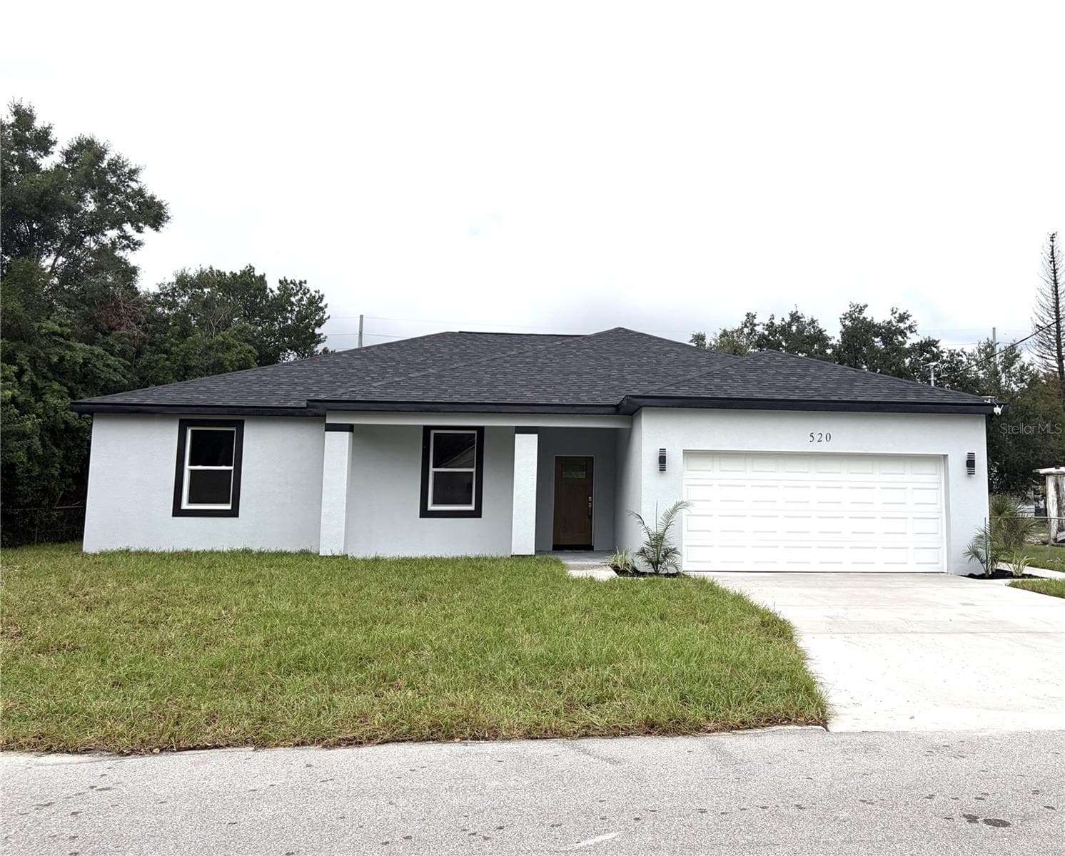 520 POINSETTIA RD