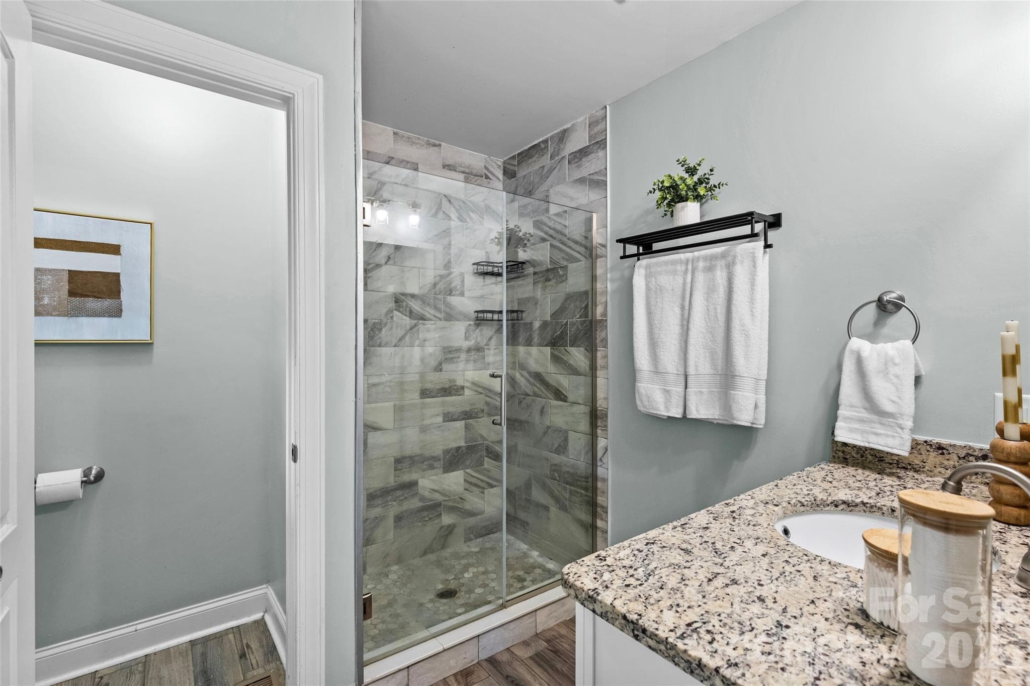 Single Family Residence at 2538 Arnold Drive E, Charlotte, photo 26 of 37