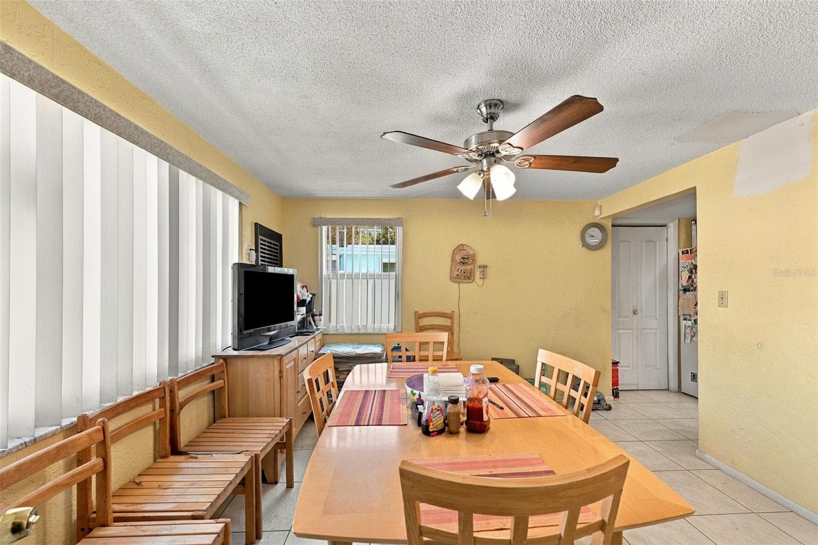 dining room - 431 74TH AVE N, ST PETERSBURG