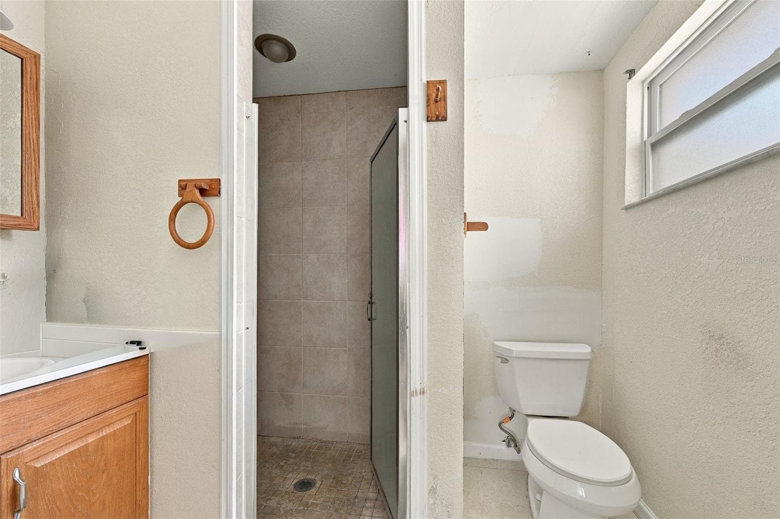 Primary bathroom - 431 74TH AVE N, ST PETERSBURG