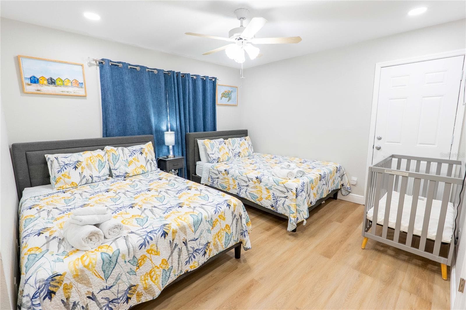 Single Family Residence at 6727 SWAIN AVE, TAMPA, photo 22 of 37