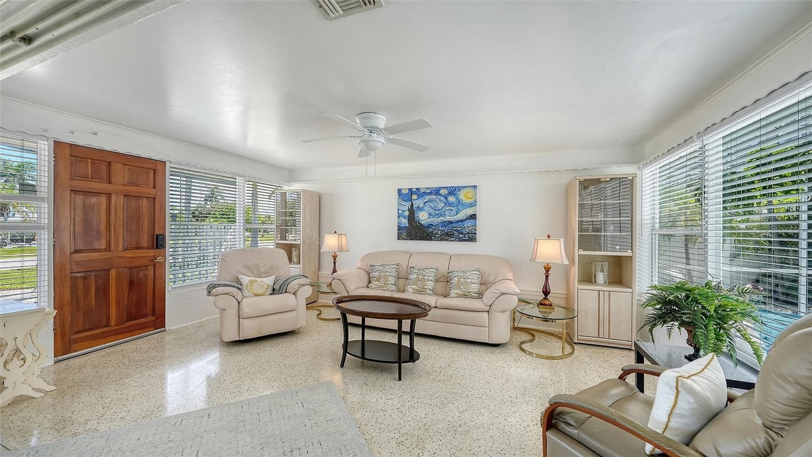 Florida room Apt A - 7406 MARINA DR #A and B, HOLMES BEACH