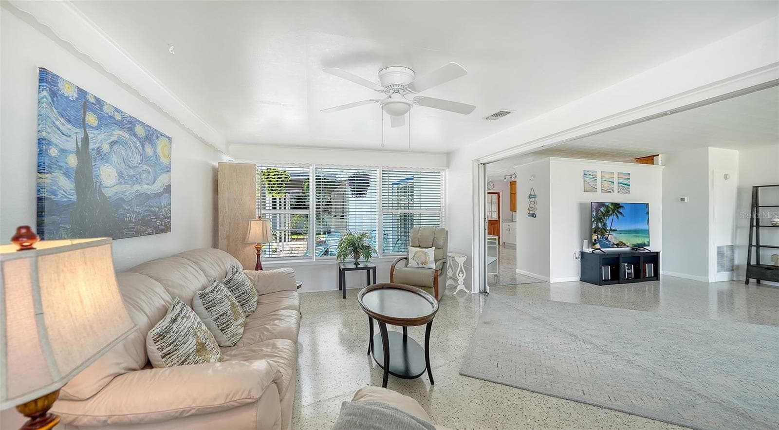 Florida room Apt A - 7406 MARINA DR #A and B, HOLMES BEACH
