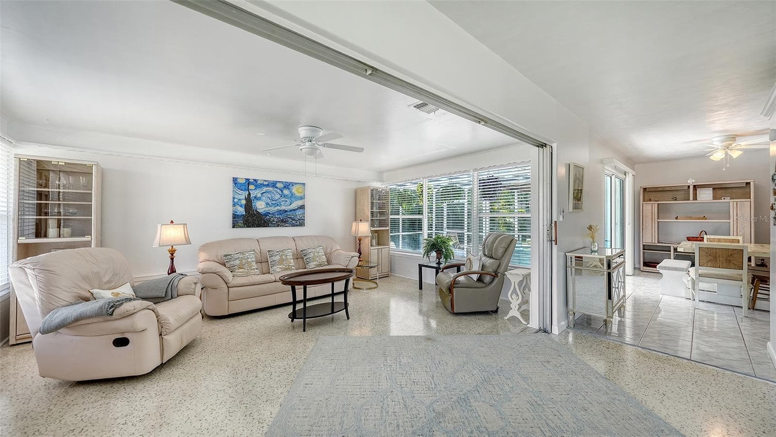 Florida room Apt A - 7406 MARINA DR #A and B, HOLMES BEACH