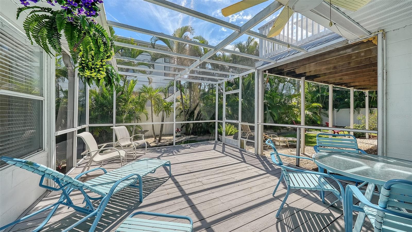 Screened patio Apt A - 7406 MARINA DR #A and B, HOLMES BEACH