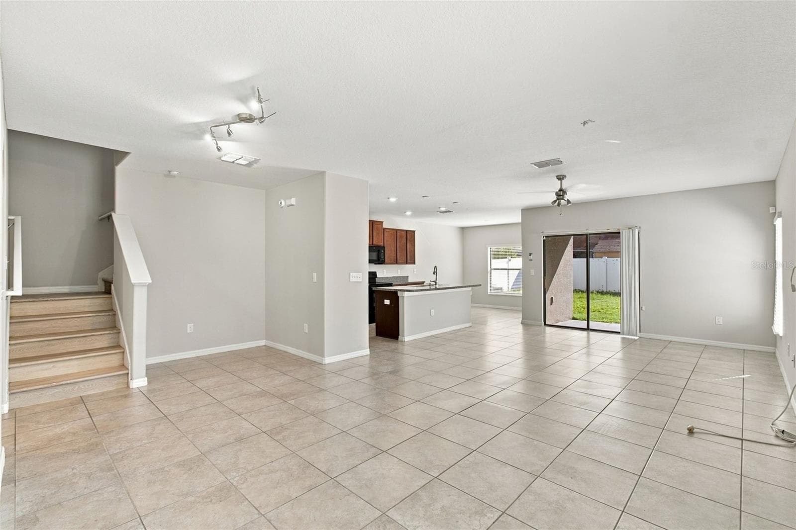 Single Family Residence at 4110 CAT MINT ST, TAMPA, photo 4 of 43
