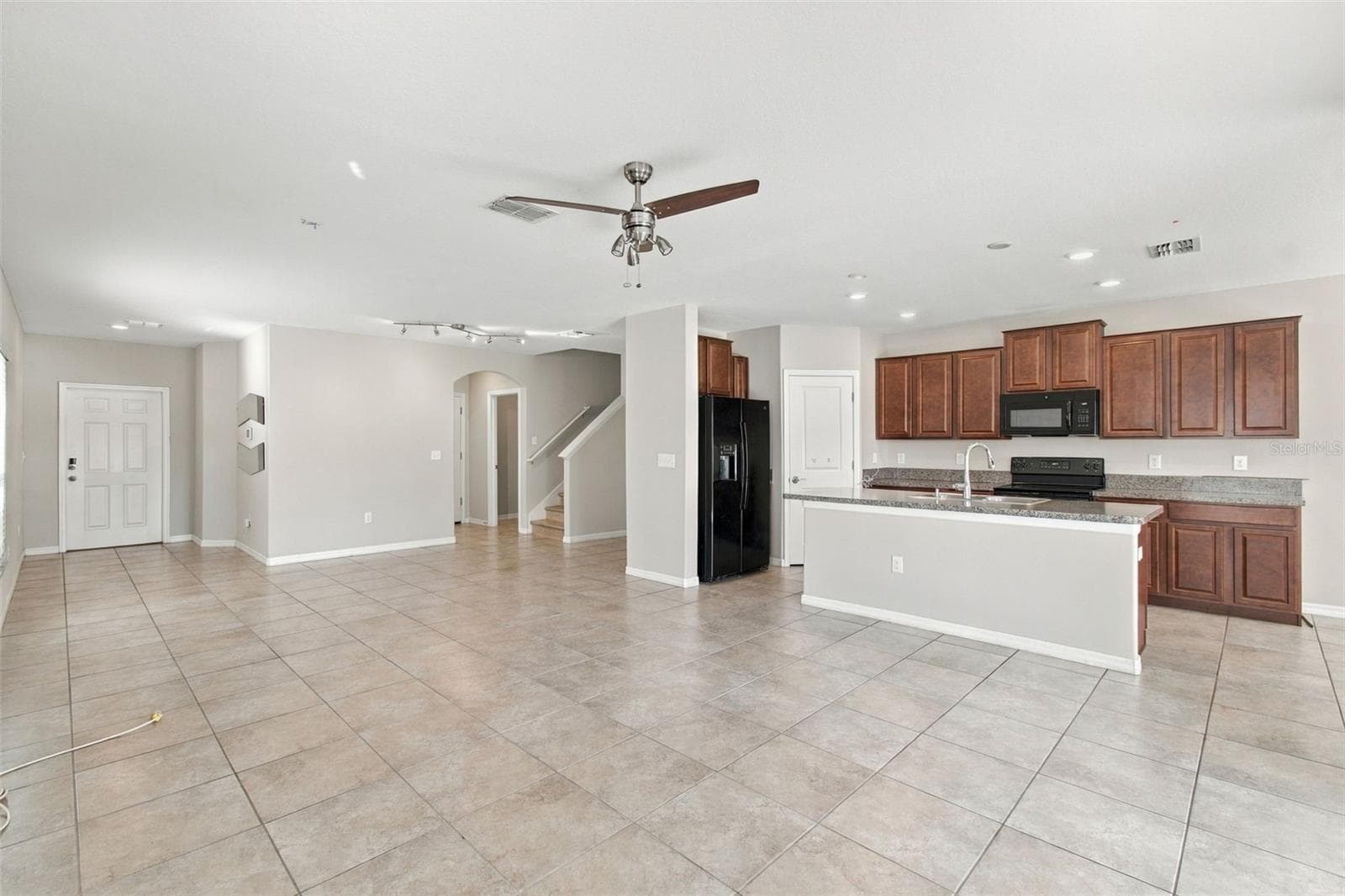 Single Family Residence at 4110 CAT MINT ST, TAMPA, photo 6 of 43