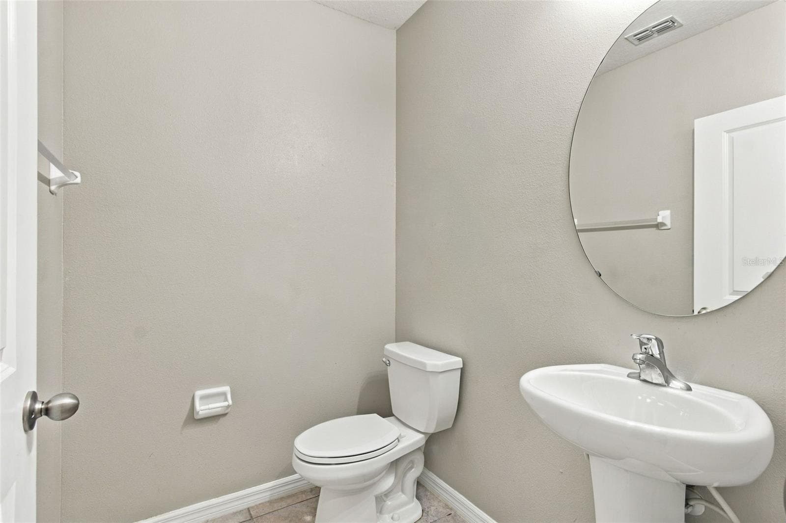 Single Family Residence at 4110 CAT MINT ST, TAMPA, photo 13 of 43