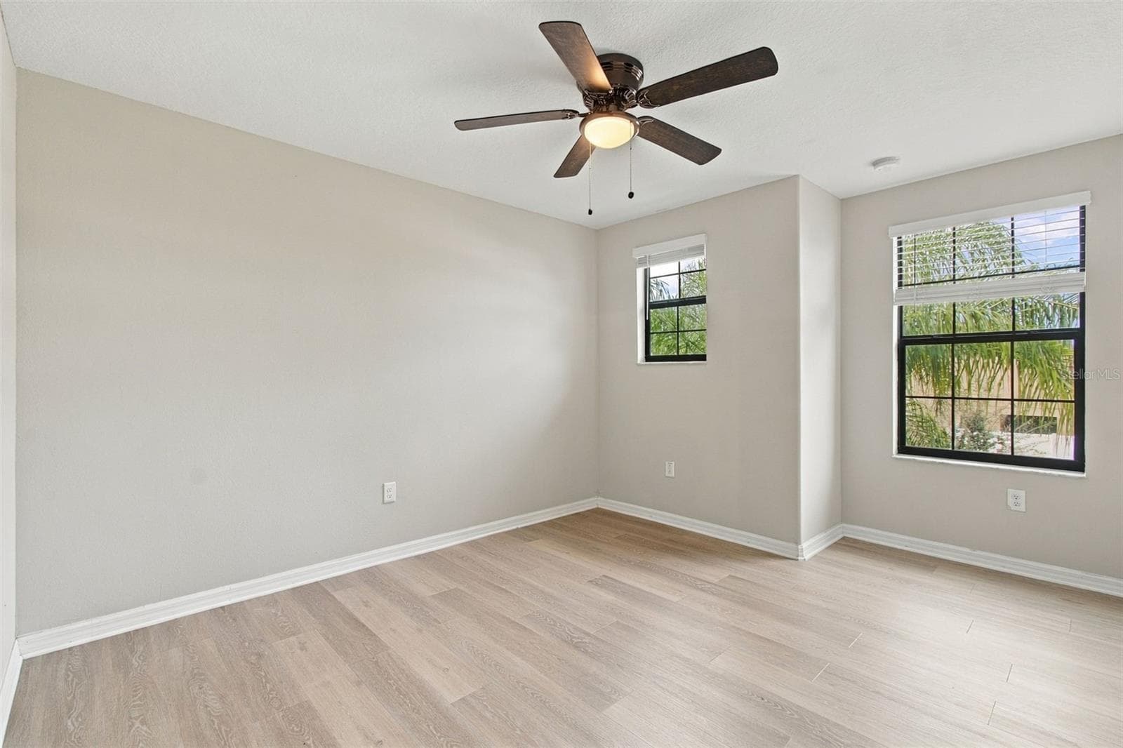 Single Family Residence at 4110 CAT MINT ST, TAMPA, photo 20 of 43