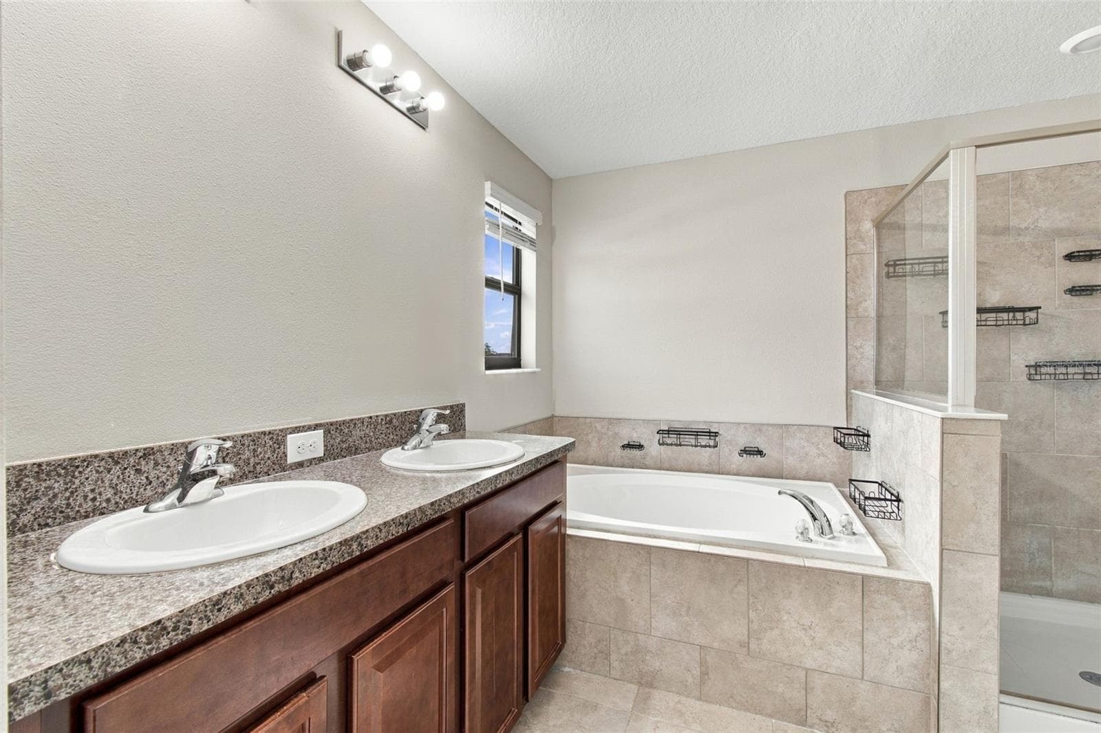 Single Family Residence at 4110 CAT MINT ST, TAMPA, photo 29 of 43