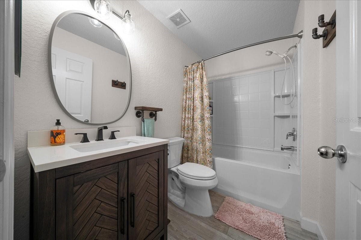 BATH 2 - 5509 SW 42ND PL, OCALA