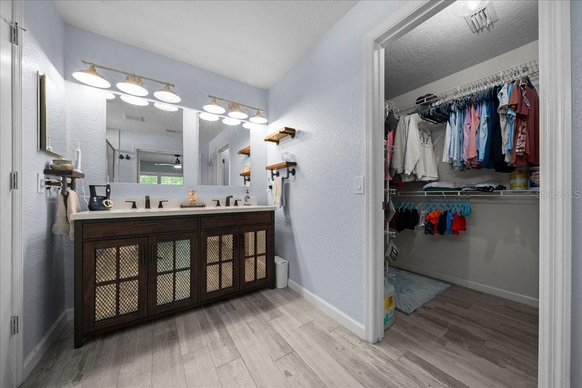 PRIMARY BATH & CLOSET - 5509 SW 42ND PL, OCALA