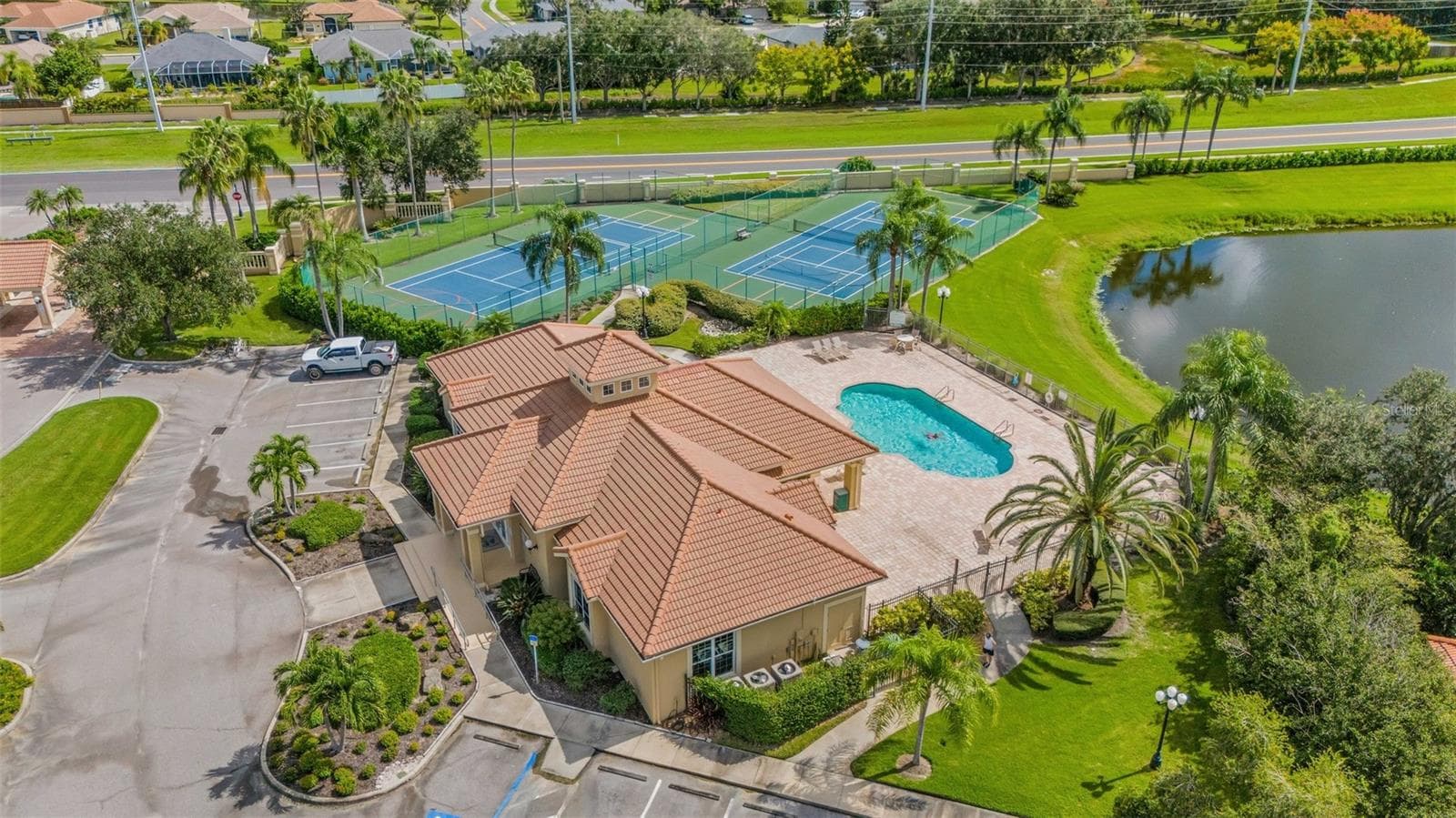 clubhouse/community pool/tennis-pickleball courts - 8339 BARTON FARMS BLVD, SARASOTA