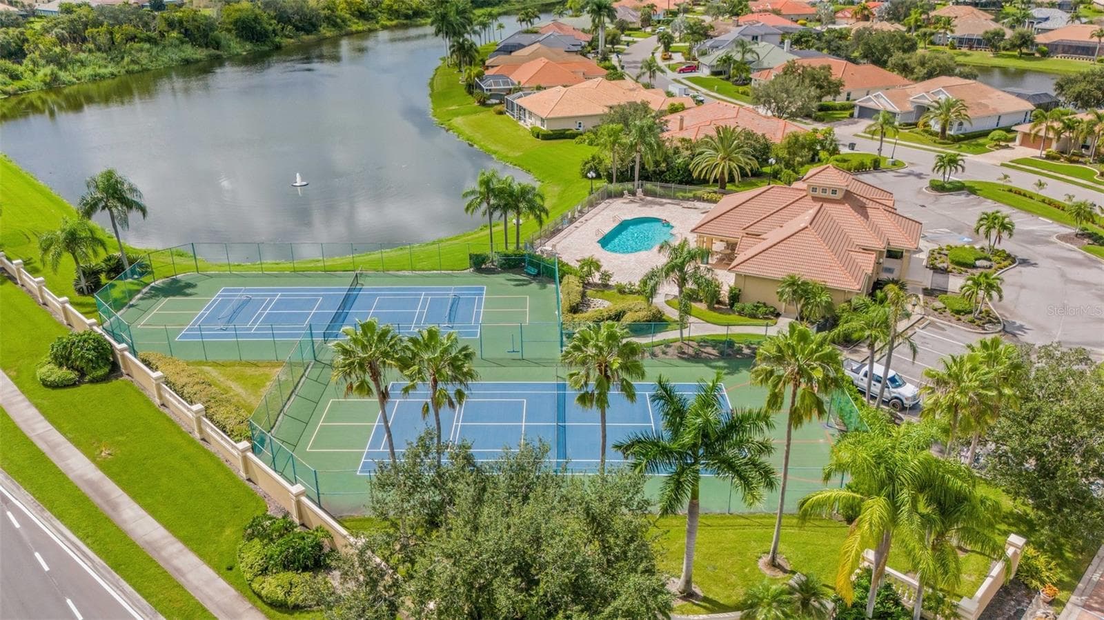 clubhouse/community pool/tennis-pickleball courts - 8339 BARTON FARMS BLVD, SARASOTA