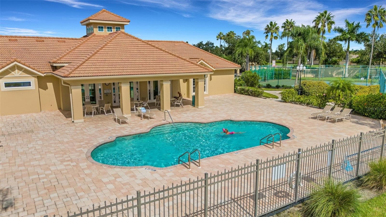 community pool - 8339 BARTON FARMS BLVD, SARASOTA