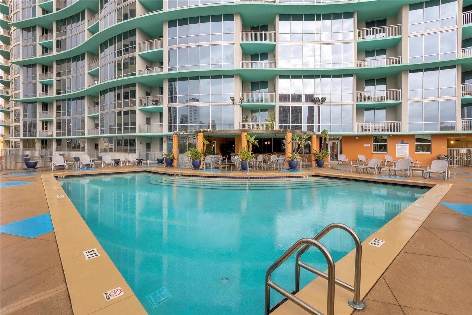 Condominium at 322 E CENTRAL BLVD #811, ORLANDO, photo 6 of 31