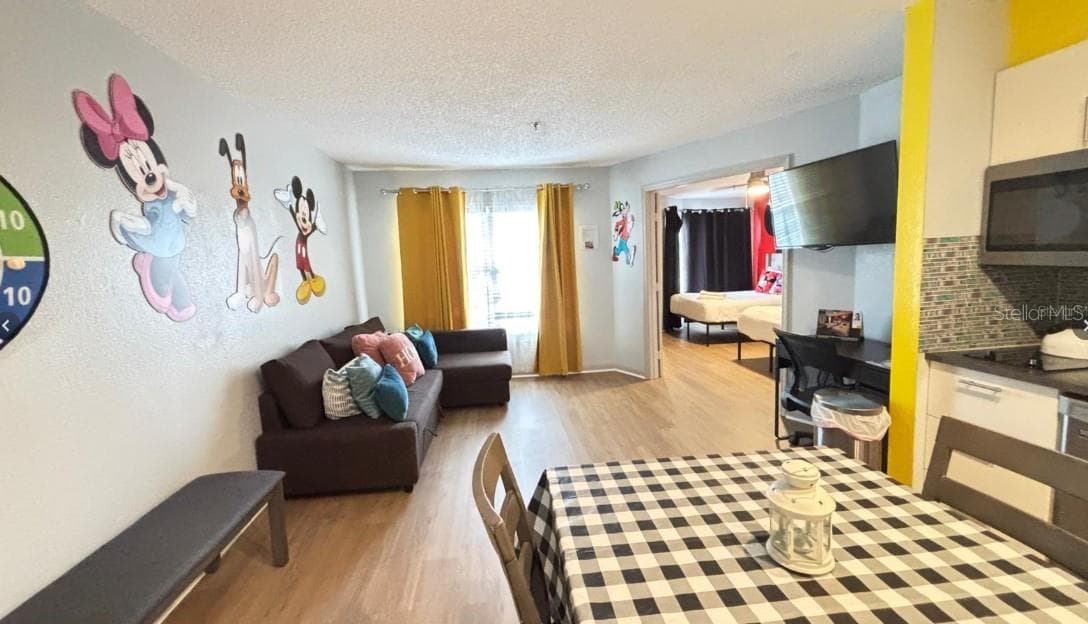 Condo - Hotel at 3100 PARKWAY BLVD #730, KISSIMMEE, photo 4 of 22