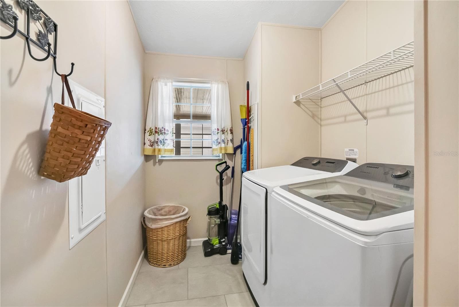 Manufactured Home at 542 DREAMA DR, DAVENPORT, photo 18 of 40