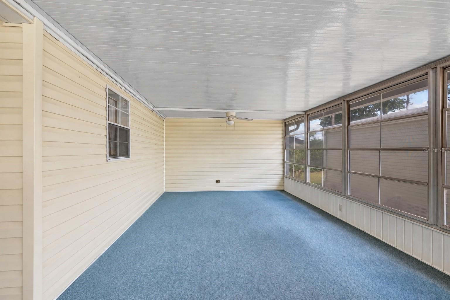 Manufactured Home at 542 DREAMA DR, DAVENPORT, photo 19 of 40