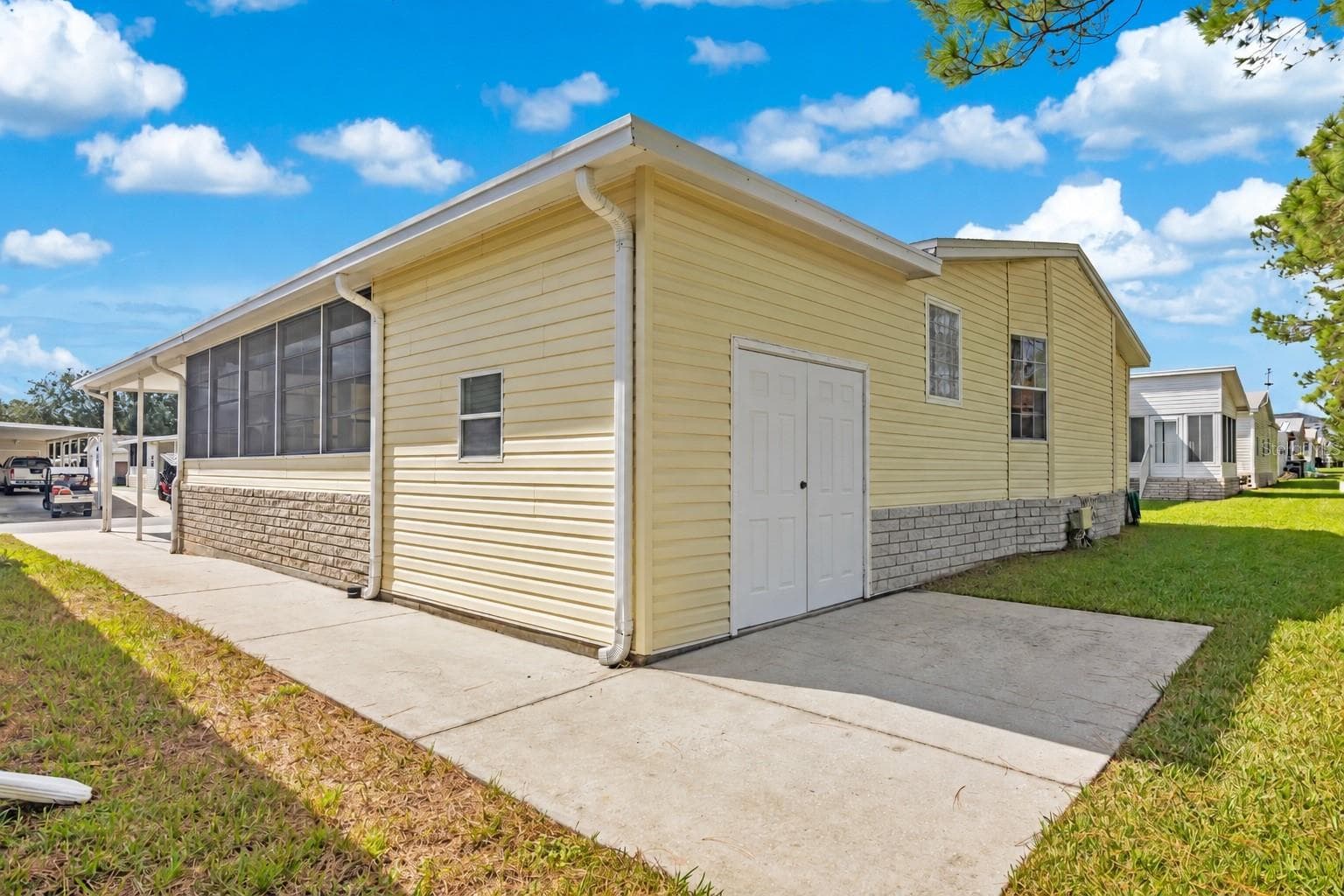 Manufactured Home at 542 DREAMA DR, DAVENPORT, photo 24 of 40