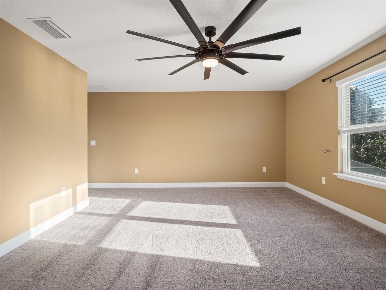 Single Family Residence at 1792 BELLA LAGO DR, CLERMONT, photo 35 of 63