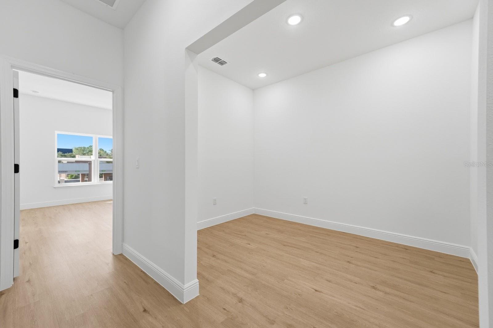 Townhouse at 131 TESSIE LN, SANFORD, photo 9 of 31