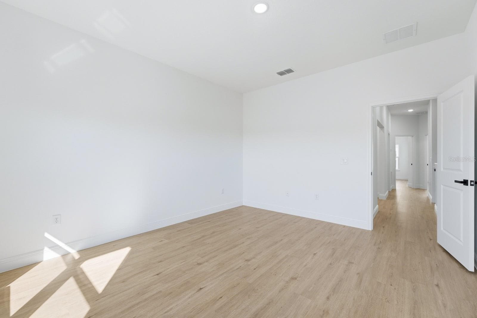 Townhouse at 131 TESSIE LN, SANFORD, photo 13 of 31