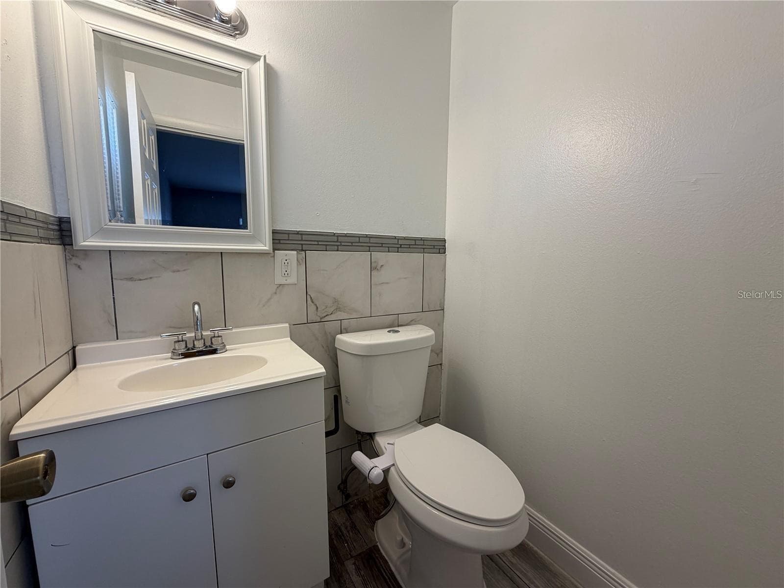 Single Family Residence at 922 MARTIN LUTHER KING BLVD NE, WINTER HAVEN, photo 8 of 10
