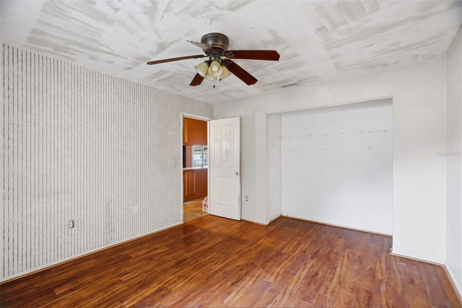 Single Family Residence at 8326 SYLVAN WOODS DR, SARASOTA, photo 18 of 37