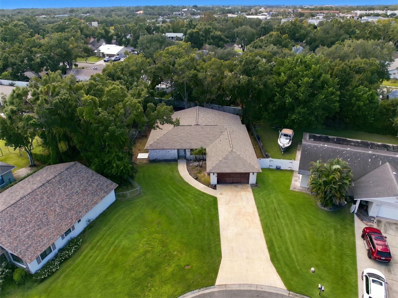 Single Family Residence at 8326 SYLVAN WOODS DR, SARASOTA, photo 36 of 37