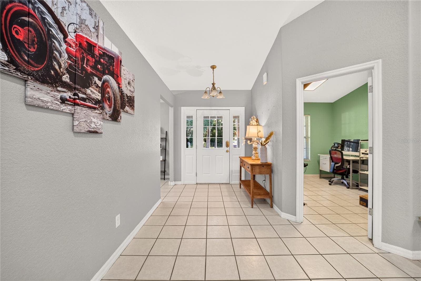 Entry - 6410 NE 25TH AVE, OCALA