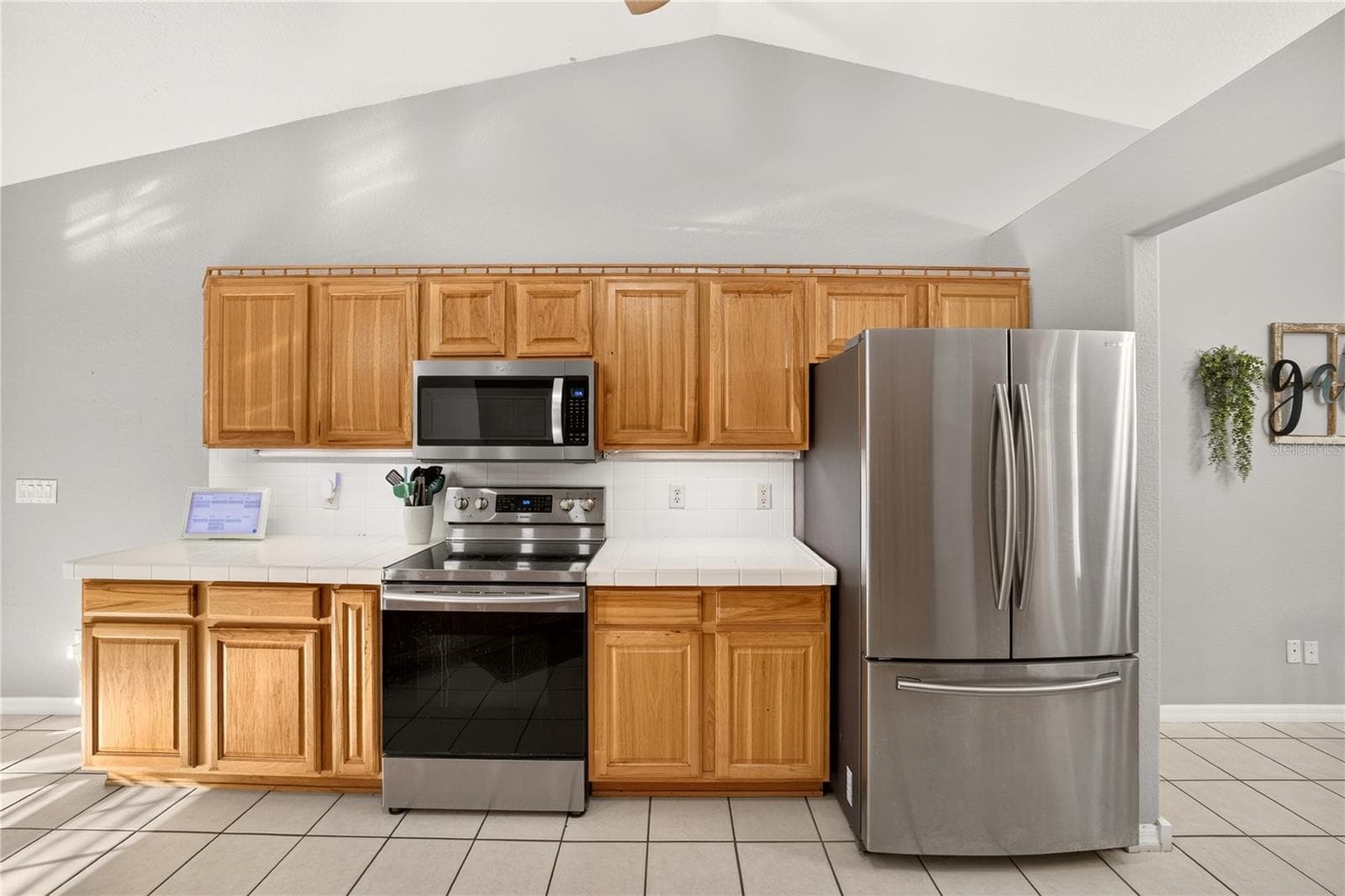 Kitchen - 6410 NE 25TH AVE, OCALA