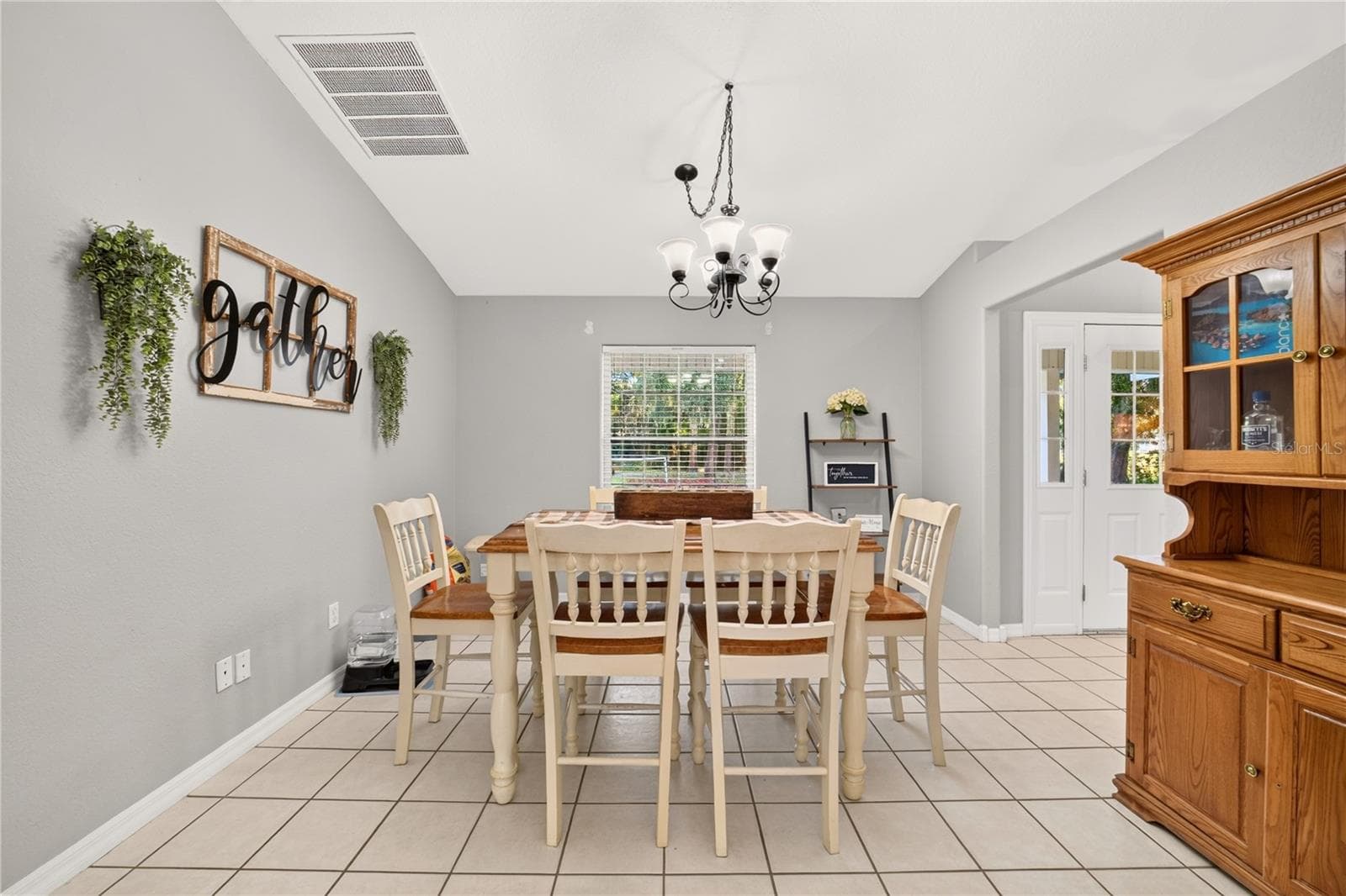 Formal Dining Room - 6410 NE 25TH AVE, OCALA