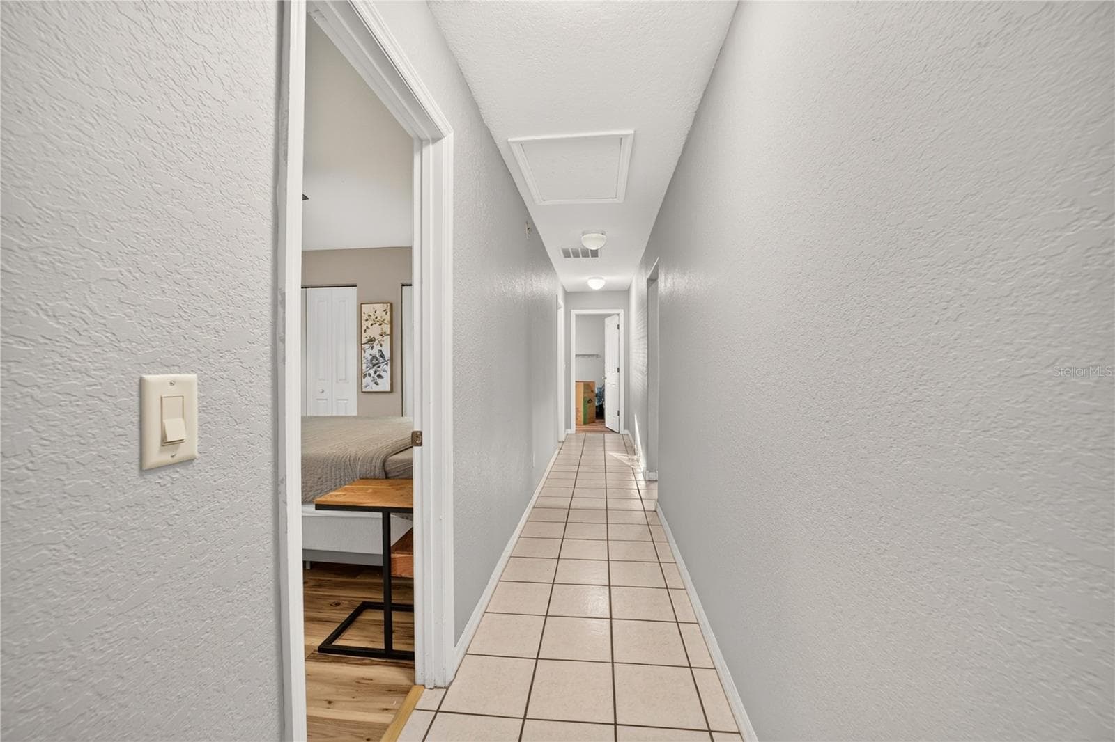 Hallway - 6410 NE 25TH AVE, OCALA