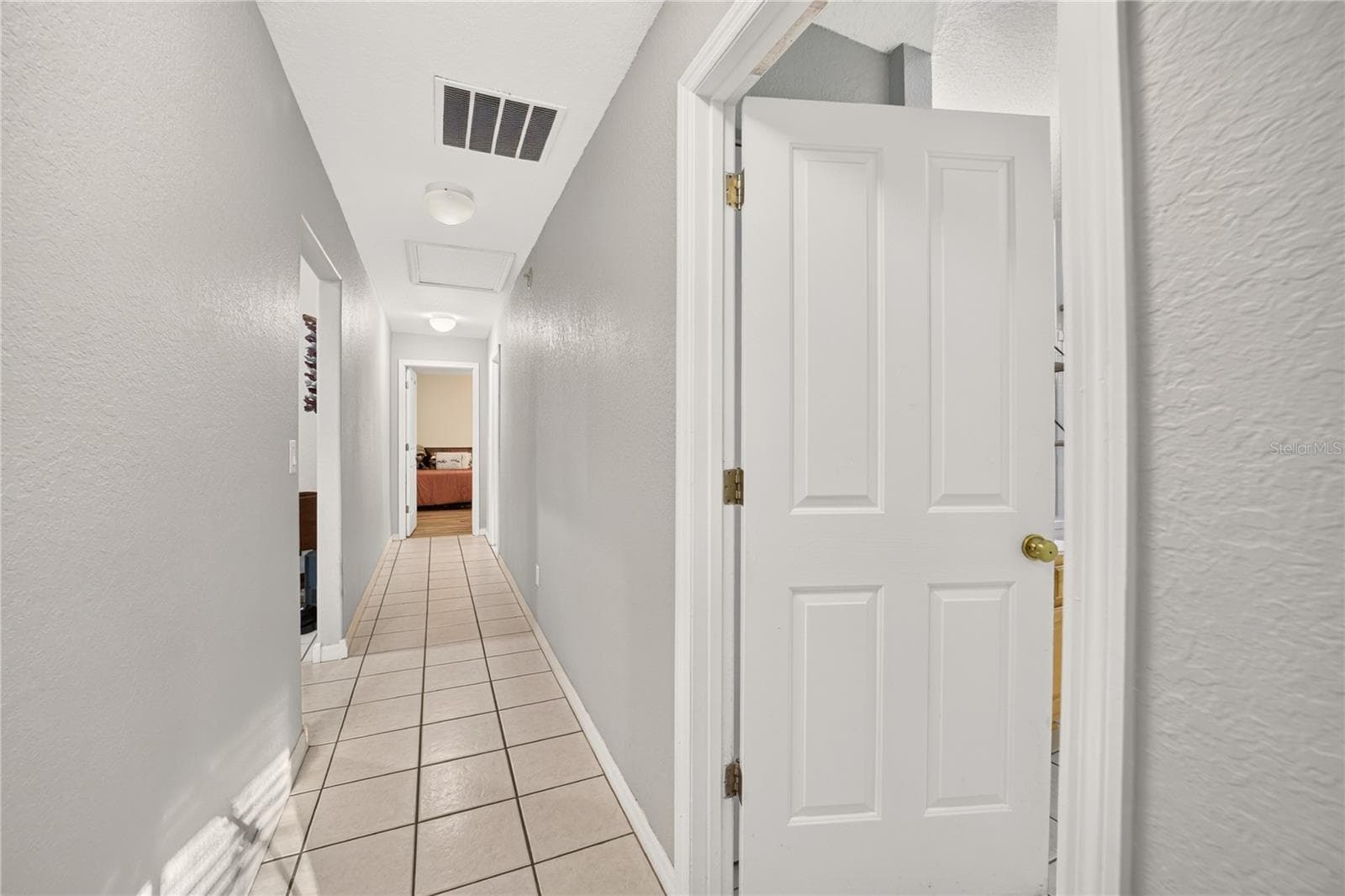 Hallway - 6410 NE 25TH AVE, OCALA