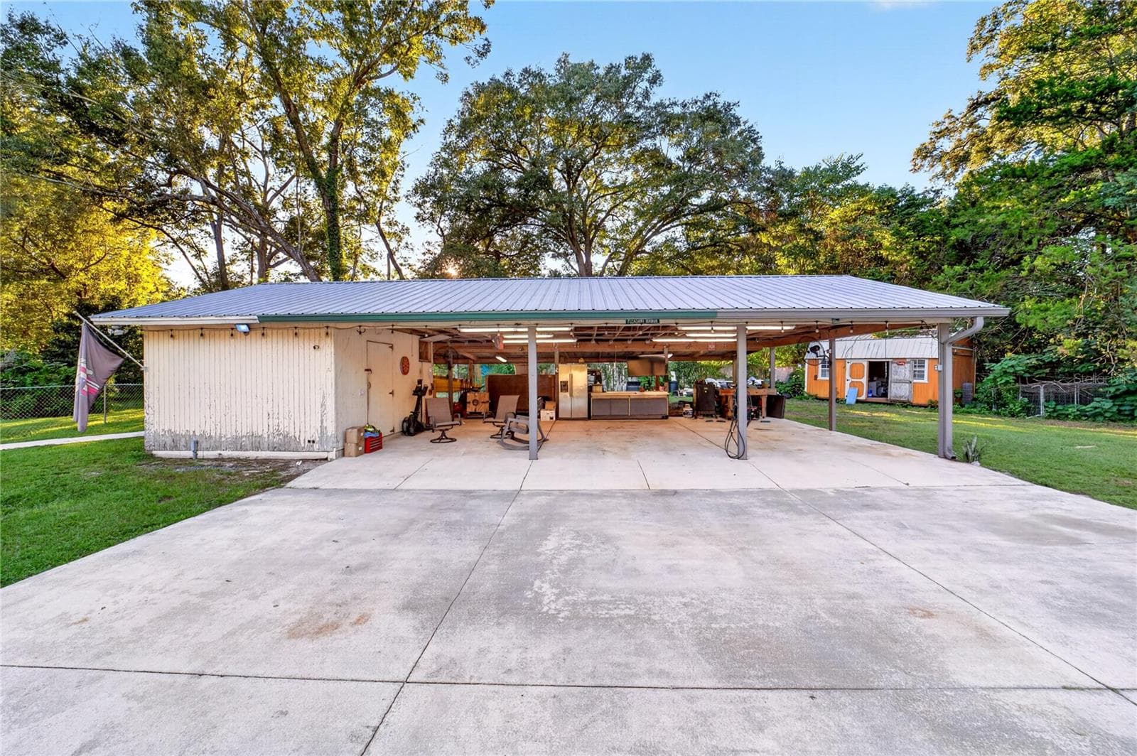 Pole Barn 1 - 6410 NE 25TH AVE, OCALA