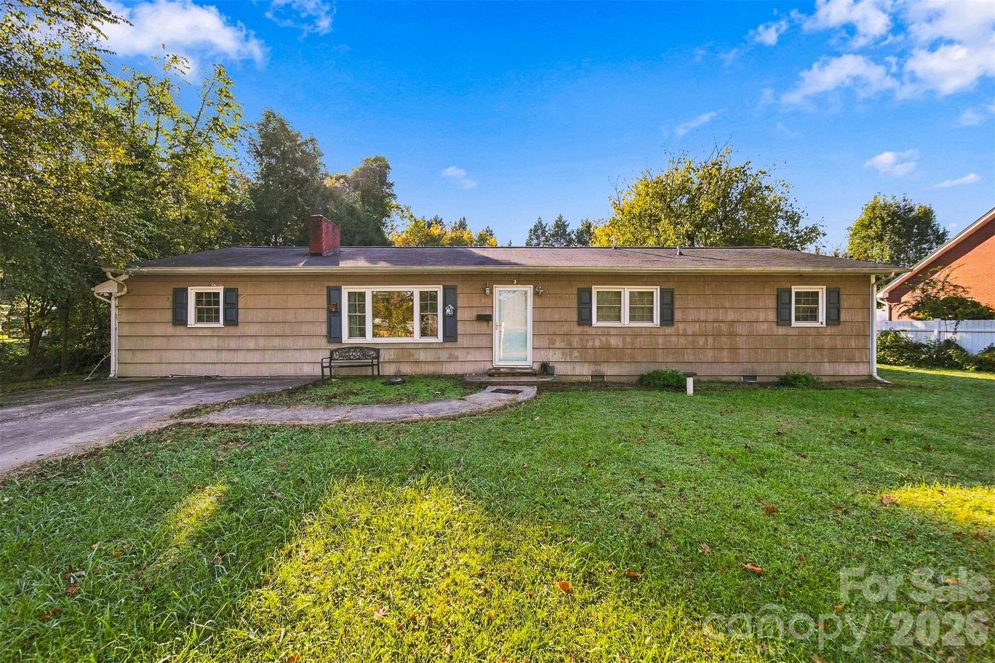 640 Diamondhead Drive