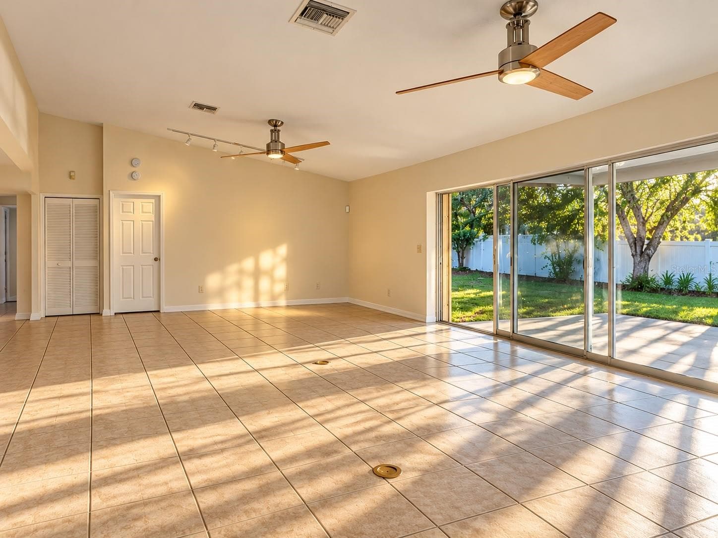 Condominium at 131 49TH CT E, PALMETTO, photo 6 of 34