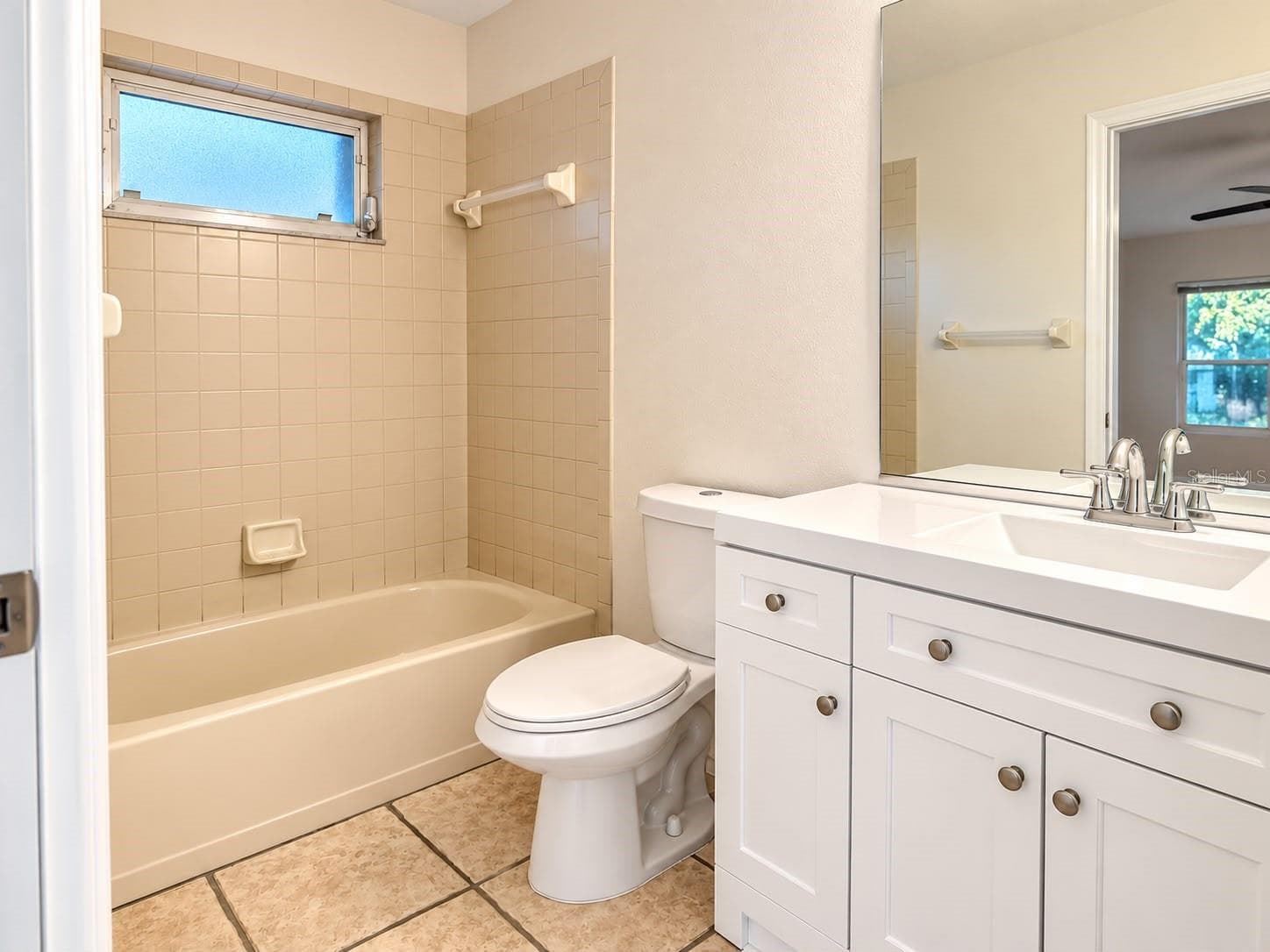 Condominium at 131 49TH CT E, PALMETTO, photo 22 of 34
