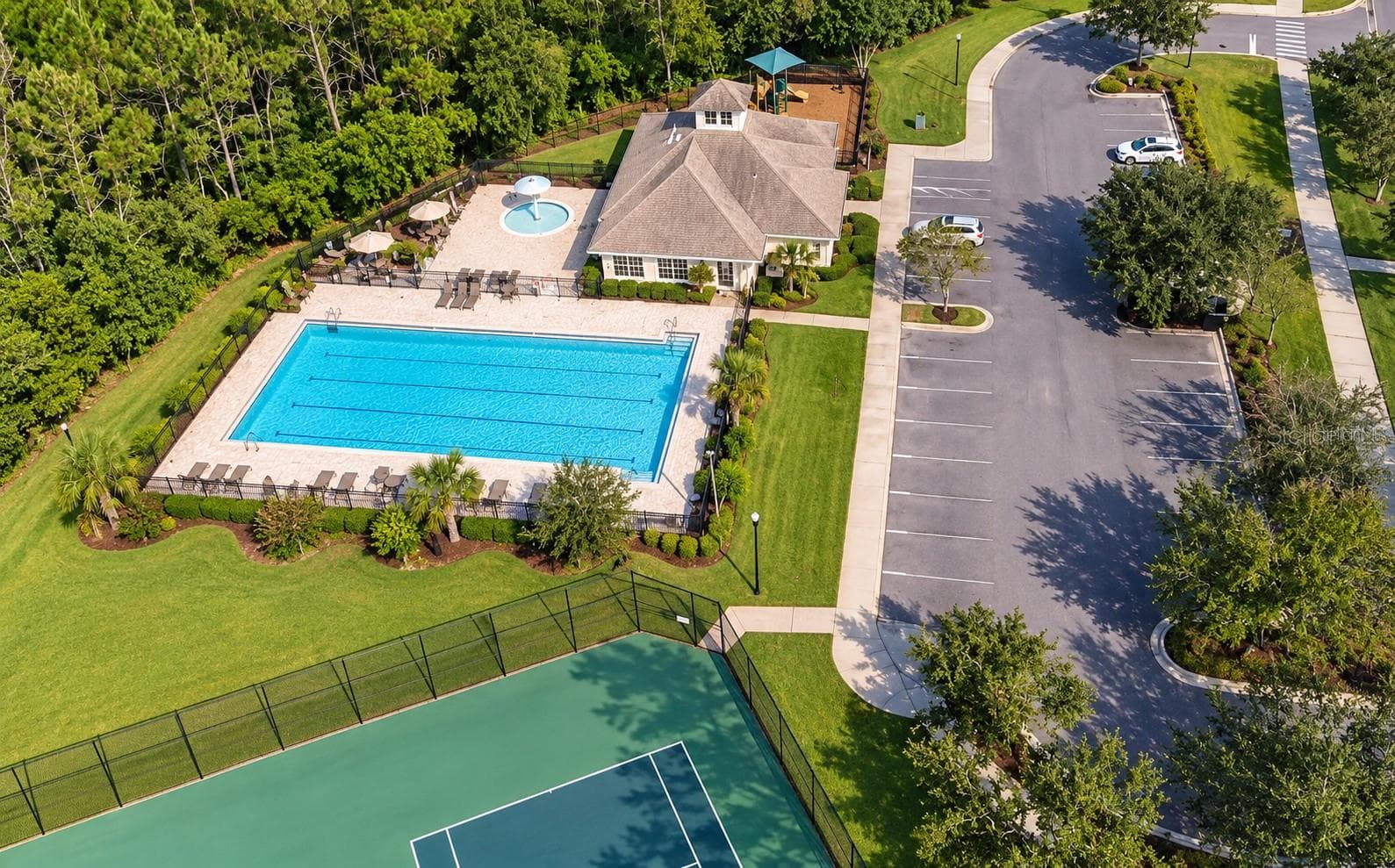 Single Family Residence at 221 WESTMORELAND CIR, KISSIMMEE, photo 37 of 40